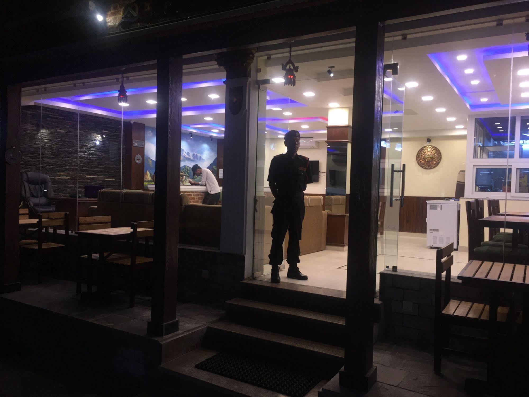 Maya Boutique Hotel Катманду Экстерьер фото