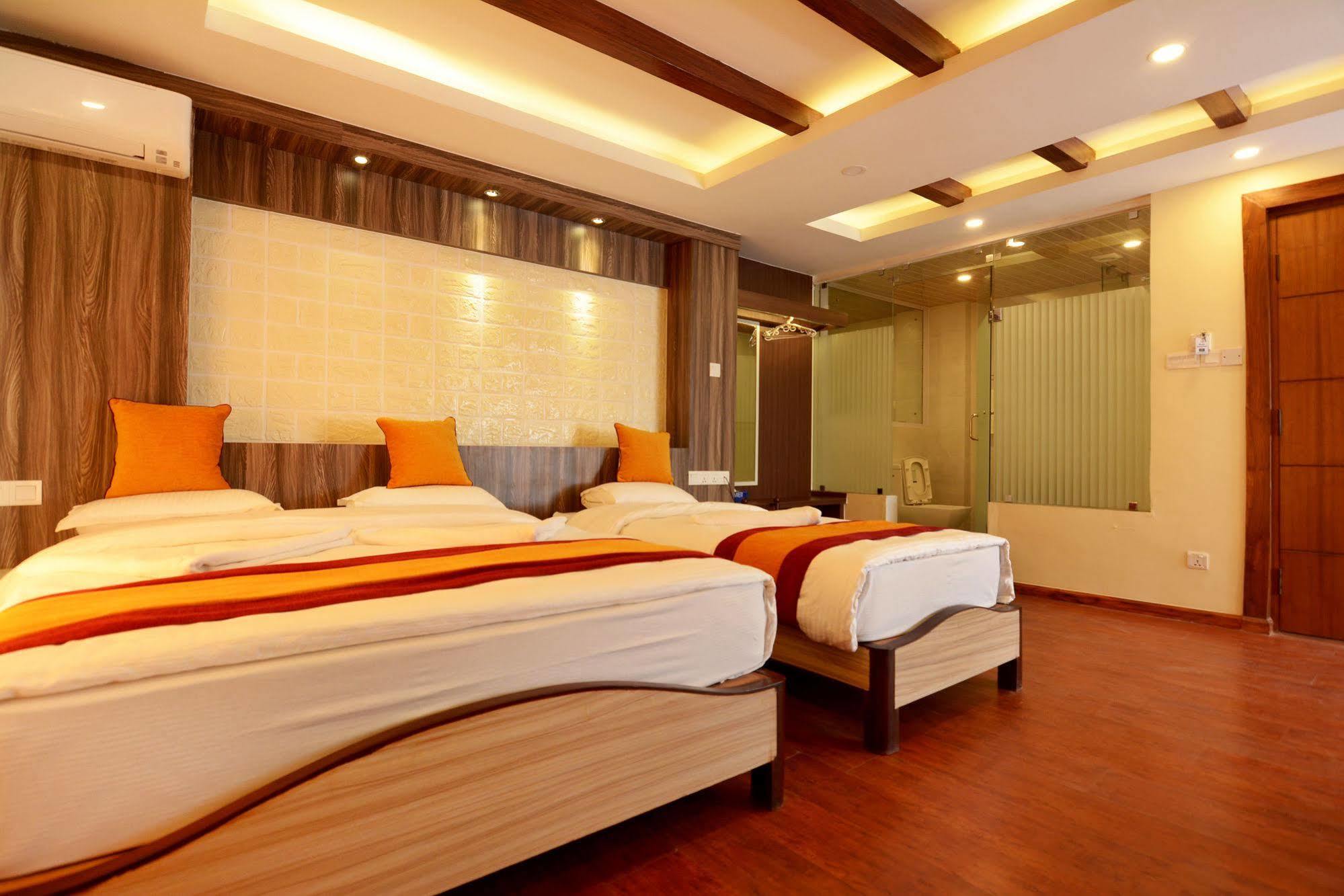 Maya Boutique Hotel Катманду Экстерьер фото